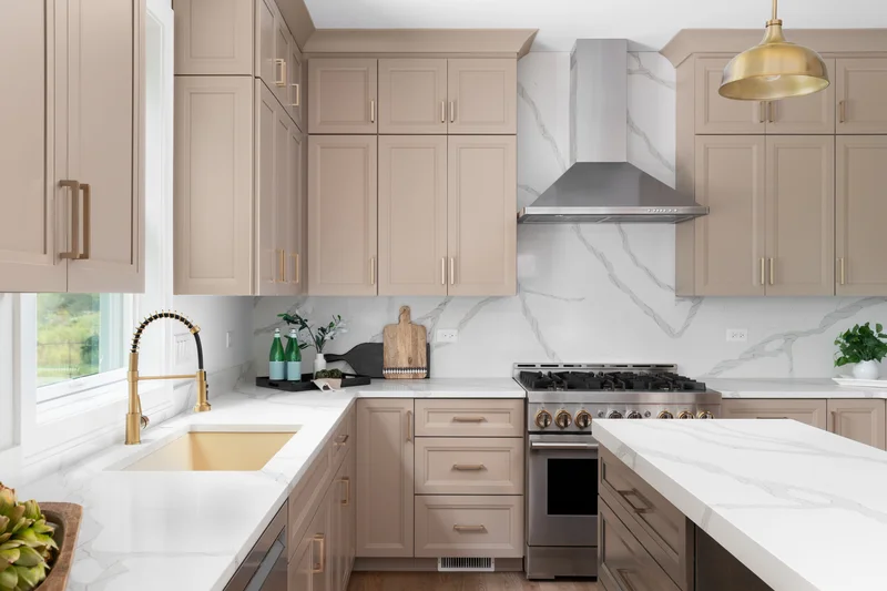 Beige kitchen cabinets and marble countertops kitchen remodeling Beige kitchen cabinets and marble countertops kitchen remodeling